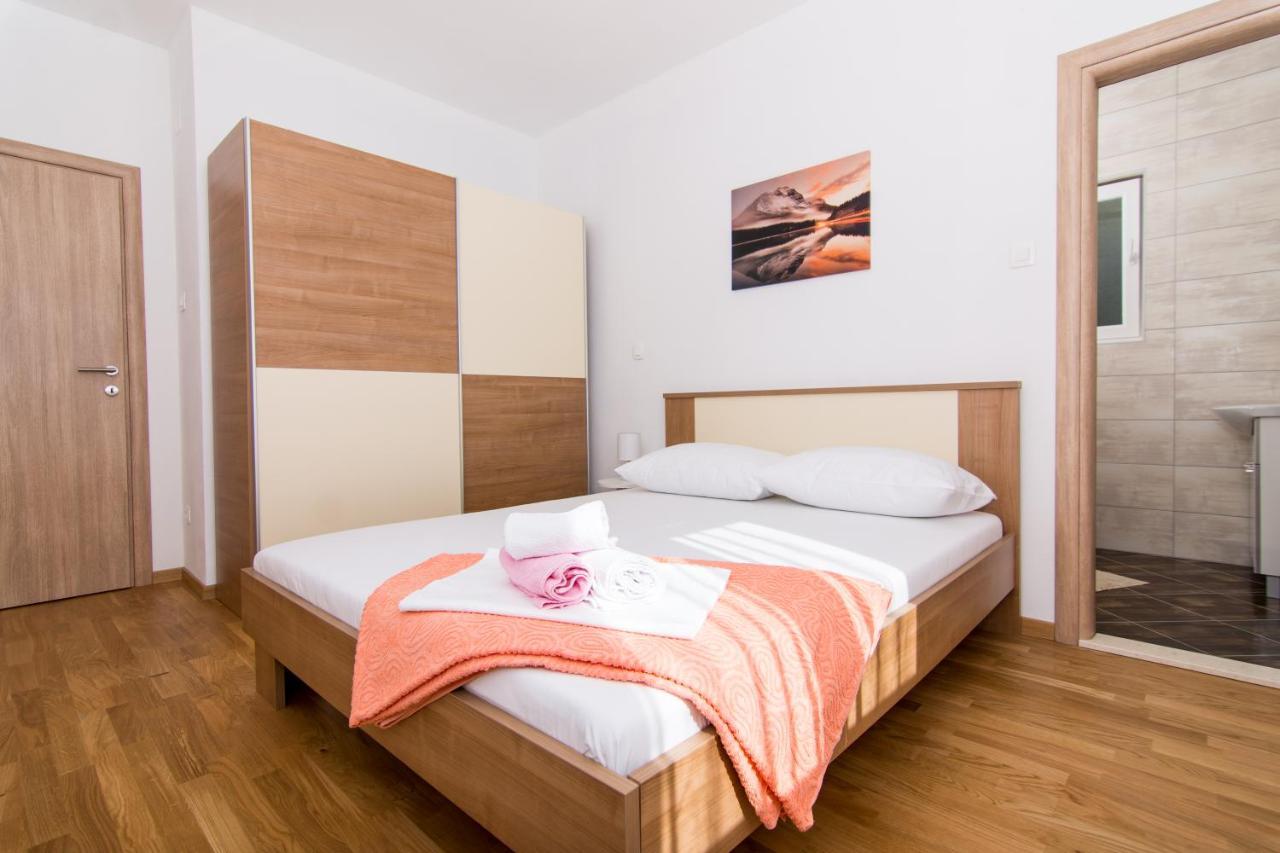 Apartments Ploka Трогир Экстерьер фото